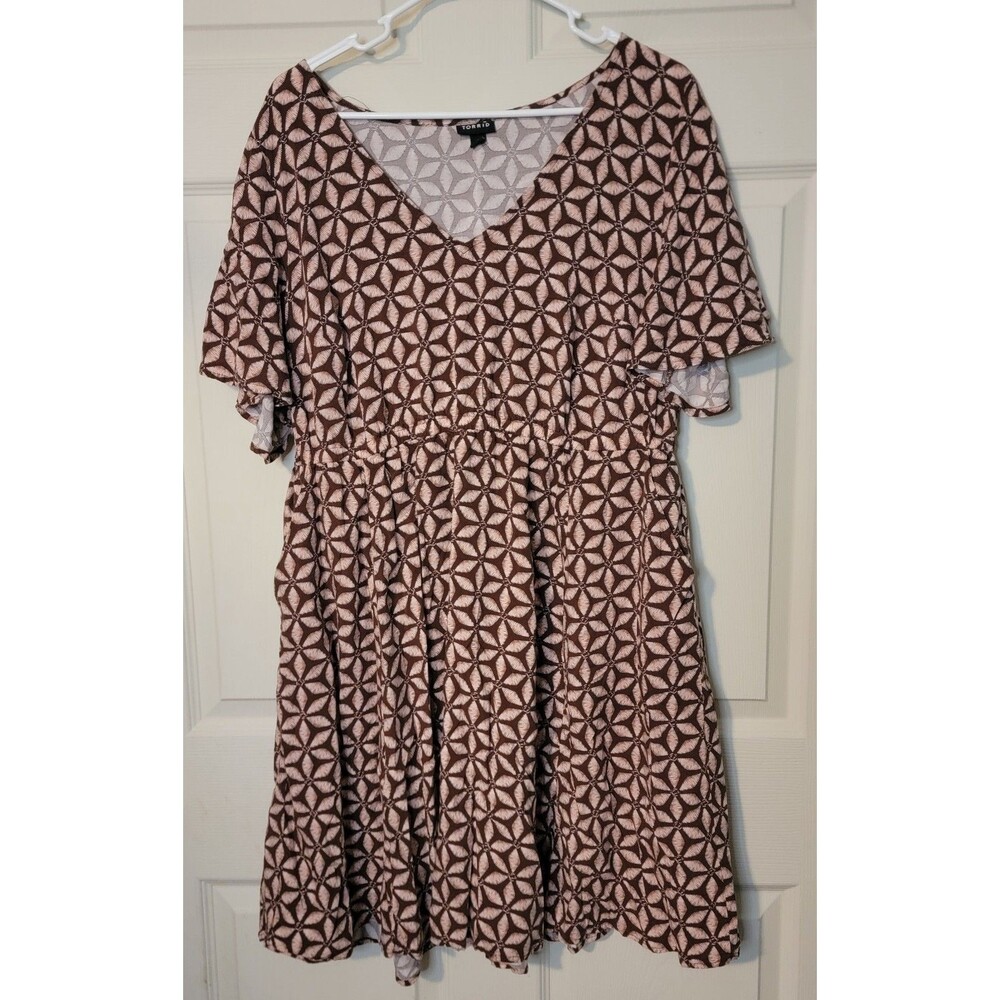 Torrid Plus Size 1 Brown Beige Geometric A-Line Knee Dress Ruffle Sleeve
